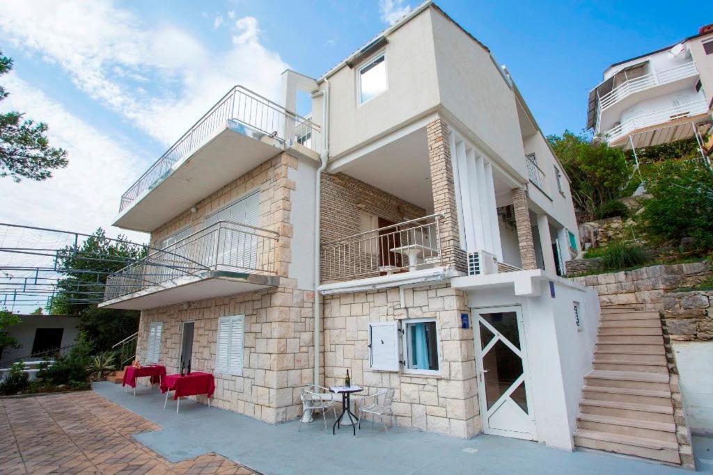 Dvorski Apartman Baska Voda