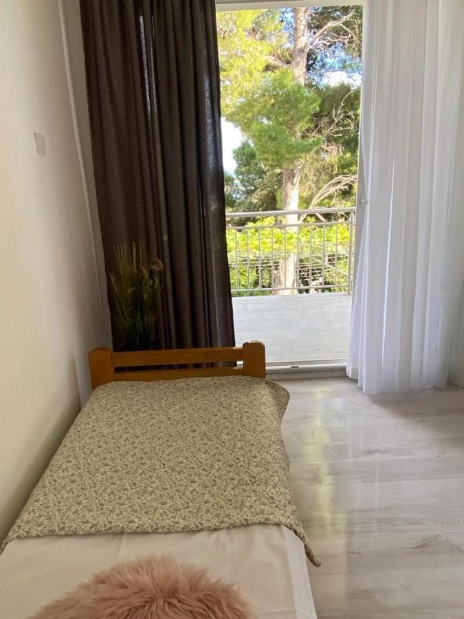 Apartman Dvorski Baska Voda
