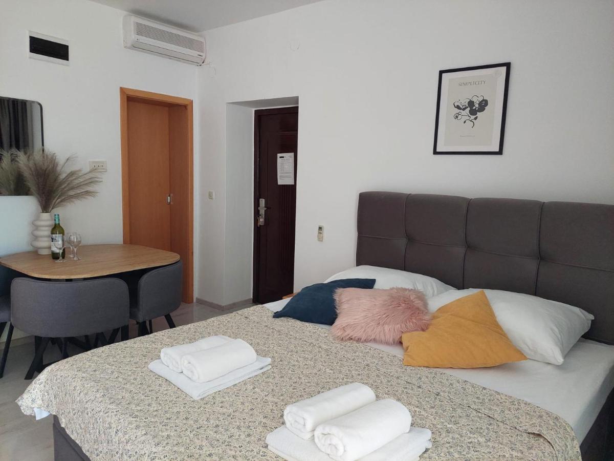 Apartman Dvorski Baska Voda