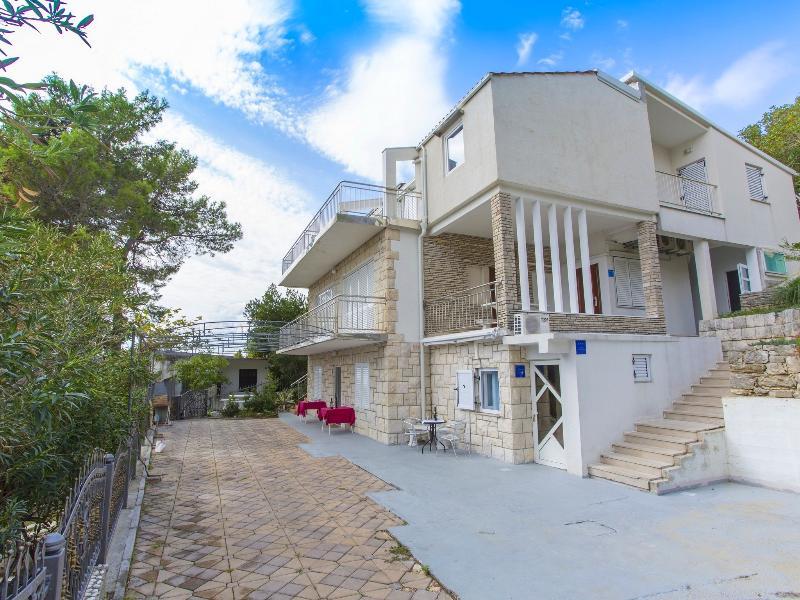 Dvorski Apartman Baska Voda