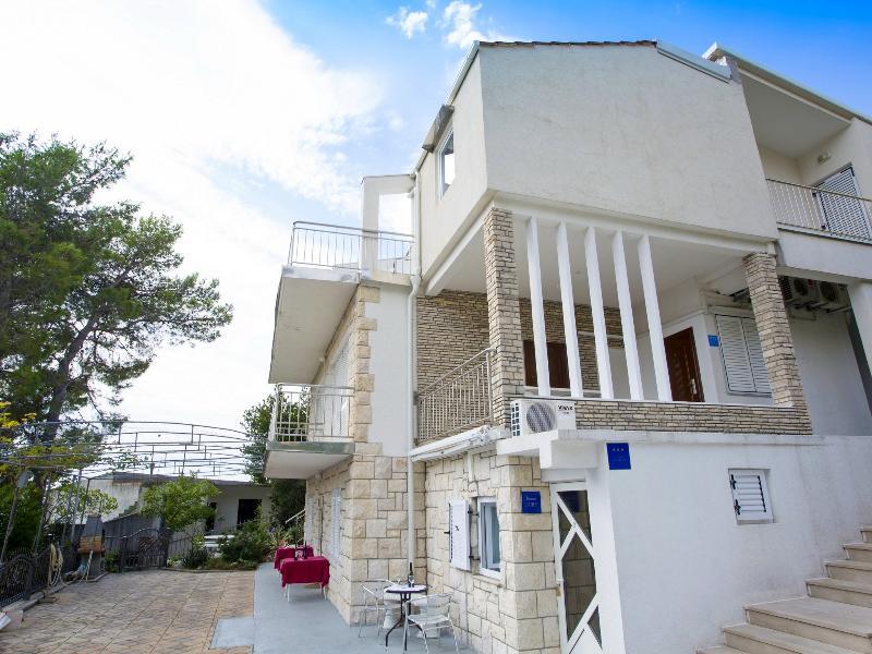 Dvorski Apartman *
