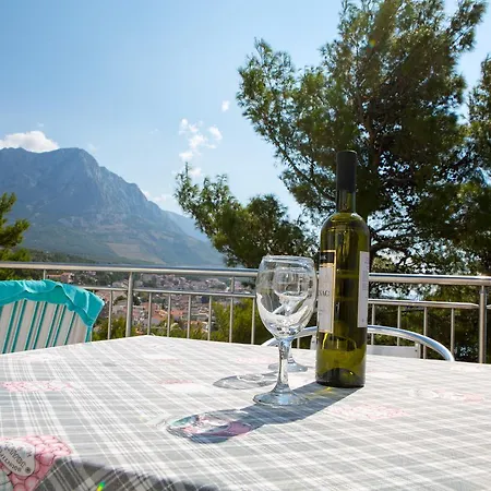 Vila Dvorski Baska Voda Exterior photo